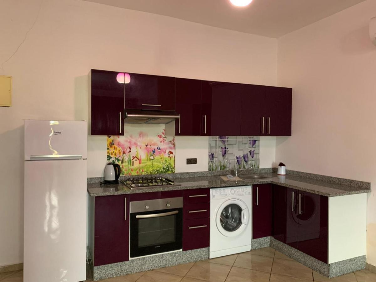 Grand Appartement, Familiale Avec Grande Piscine Et Jardin Bio Apartment