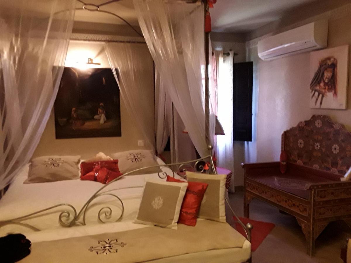 Riad Lola Maria dans la palmeraie *
