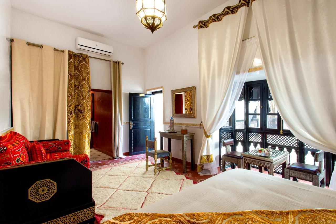 Chamade & Riad 2*