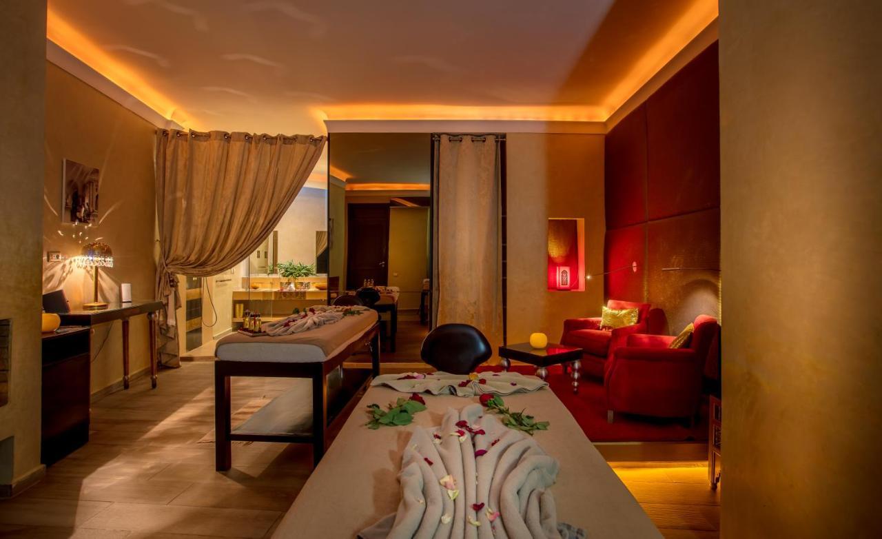 Riad Chamade & 2*
