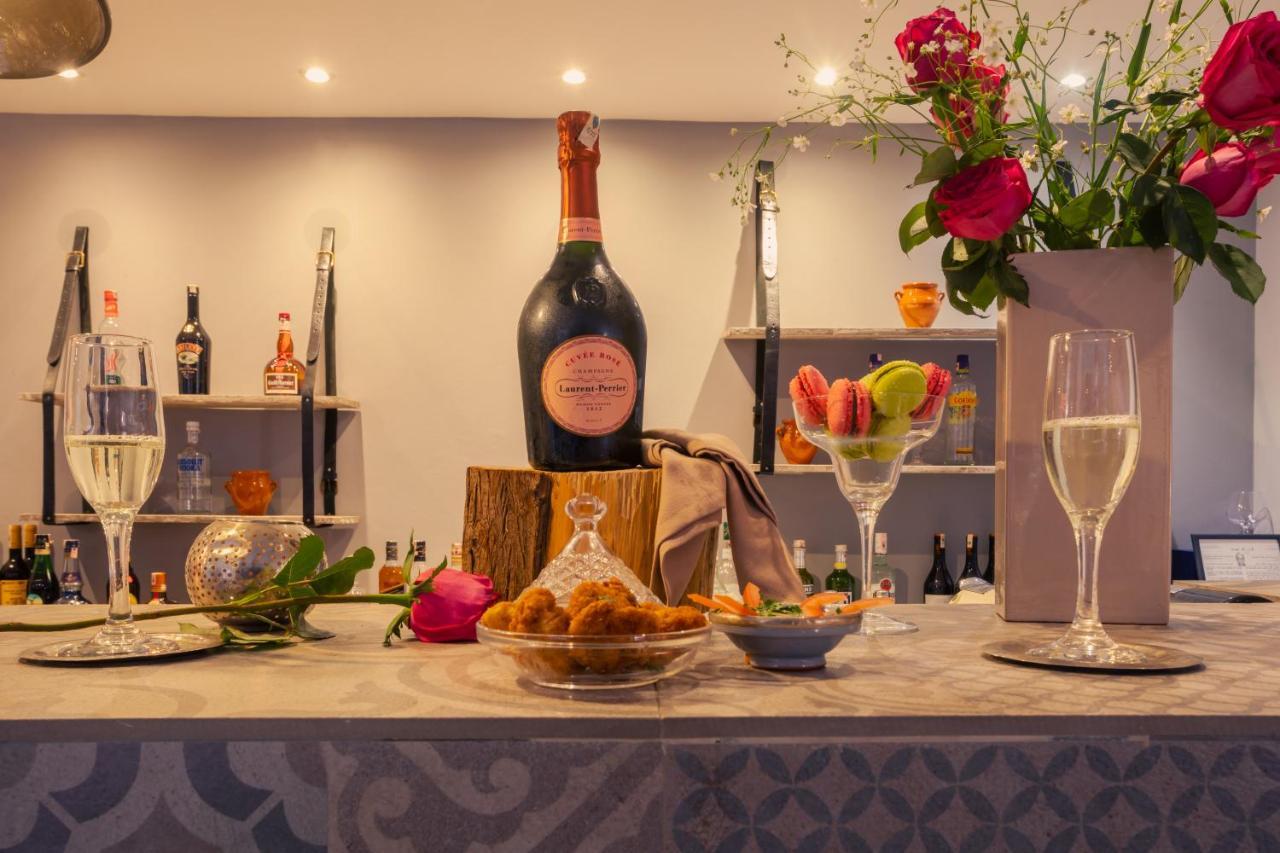 Dellarosa Boutique And Spa Hotel