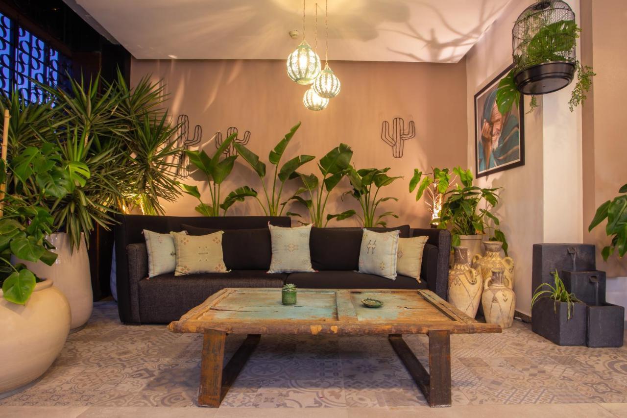 Dellarosa Boutique And Spa Hotel 4*