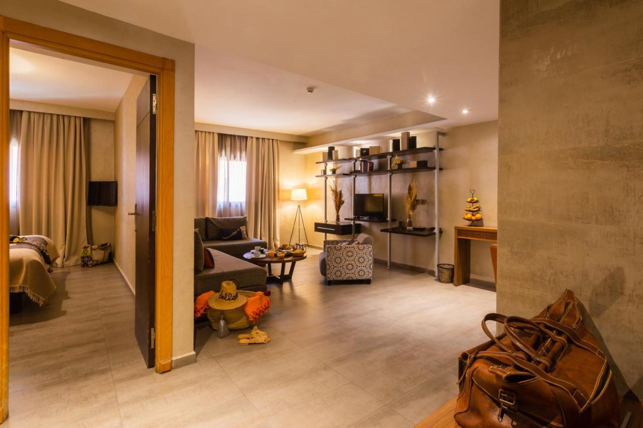 Hotel Dellarosa Boutique And Spa 4*