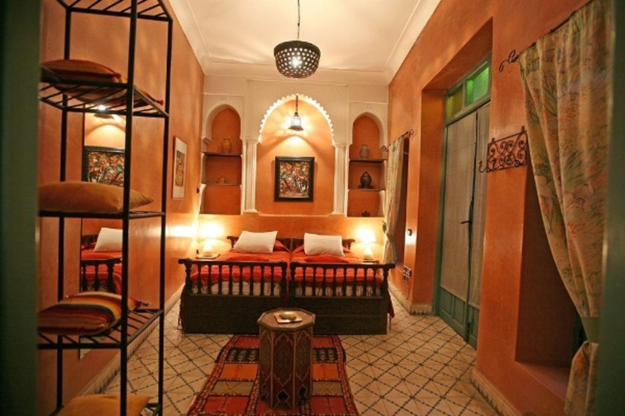 Orange Riad 2*
