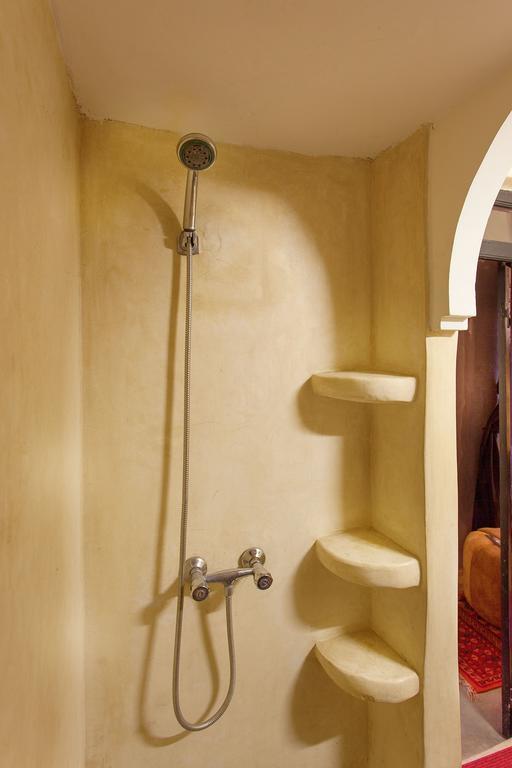 Kamar Zamane