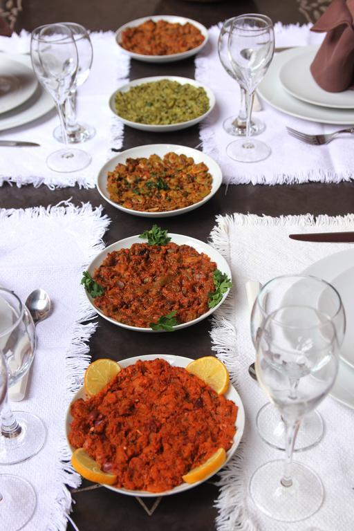 Riad L'aziza