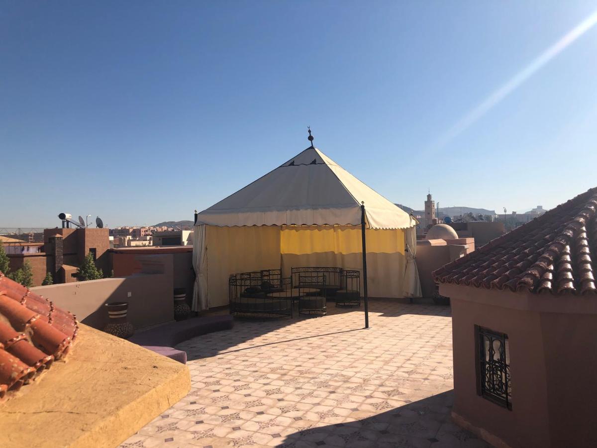 Luxury Grand Atlas - Privee - Gouvernante- 5 Suites - Piscine - Jacuzzi - Sona - Wifi * Marrakesh