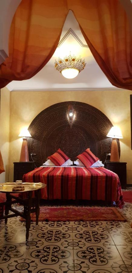 Konouz Bed & Breakfast 3*