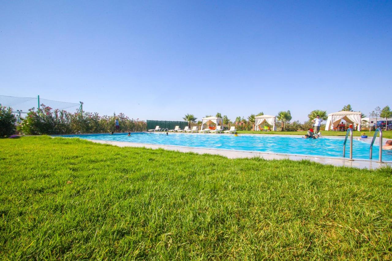 Grand Appartement, Familiale Avec Grande Piscine Et Jardin Bio Apartment *