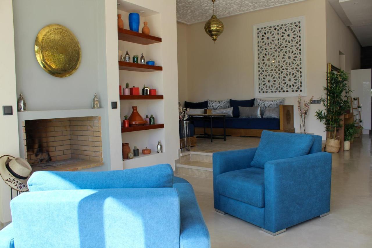 Somptueuse Piscine Argan Golf- Fibre Optique - Netflix - Gouverante - Petit Déjeuner Inclus Villa
