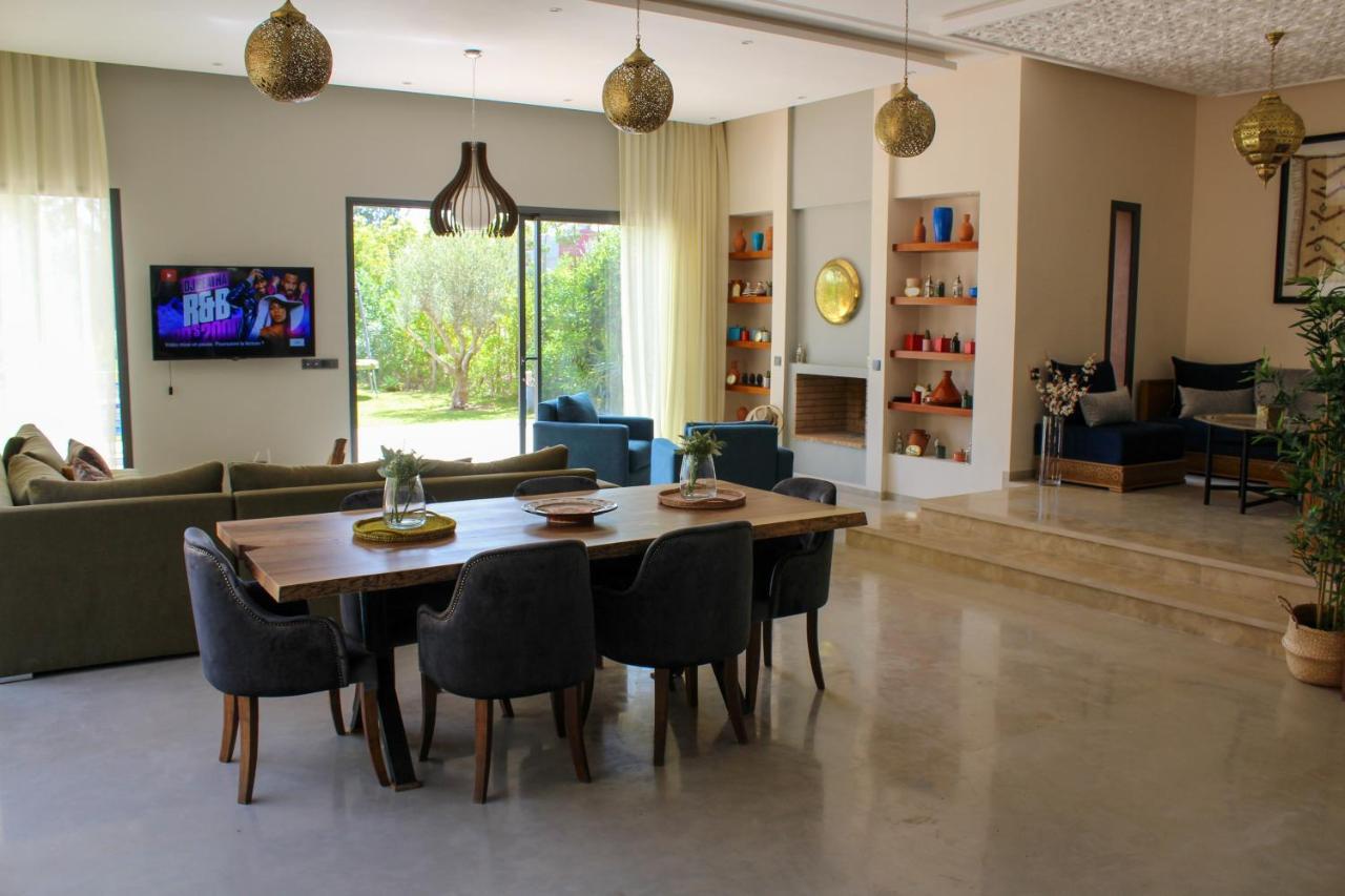 Somptueuse Piscine Argan Golf- Fibre Optique - Netflix - Gouverante - Petit Déjeuner Inclus * Marrakesh