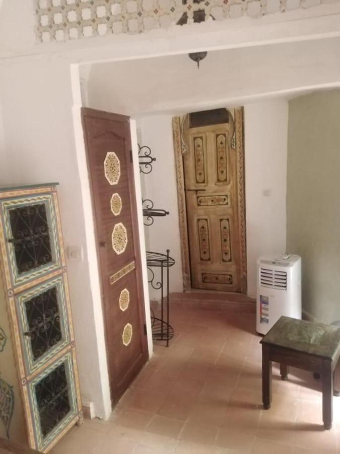 Sabbah Riad *