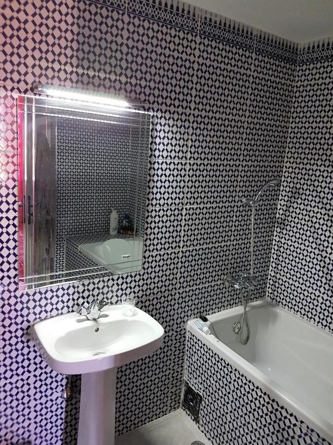 Al Jawhar Bed & Breakfast *