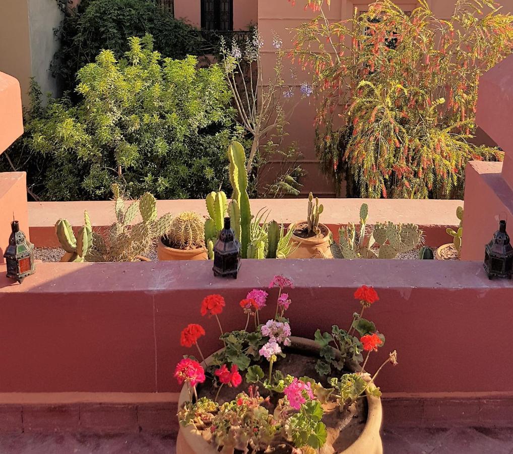 Al Jawhar Bed & Breakfast
