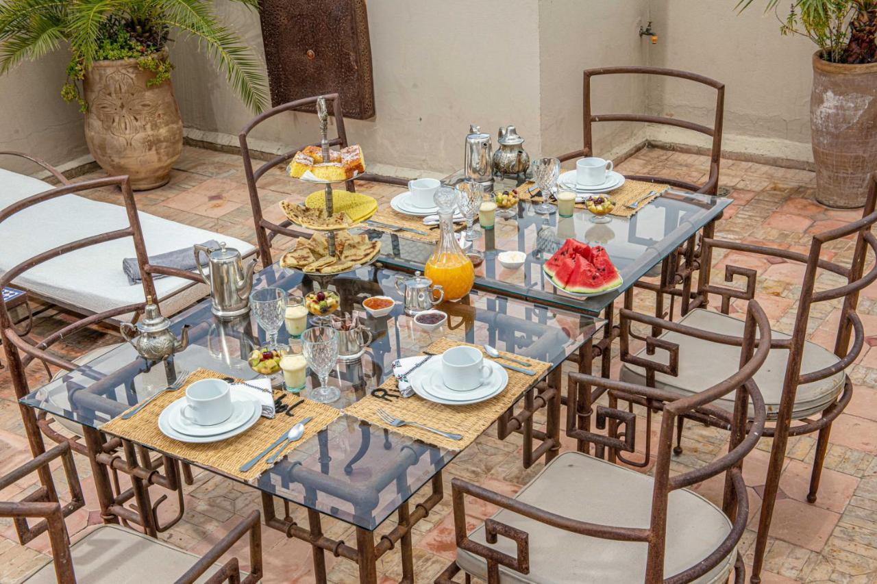 Riad Khol