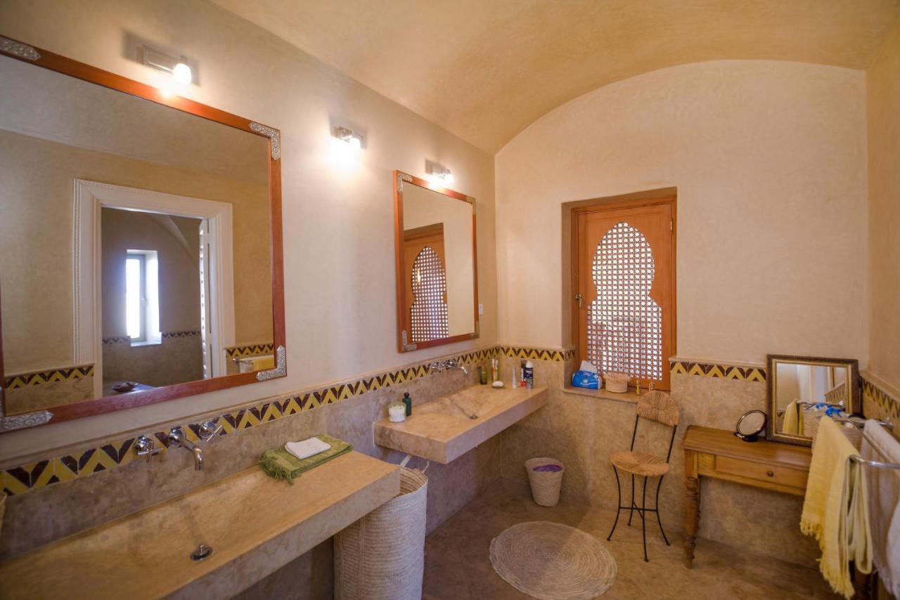 Demoiselles Villa *
