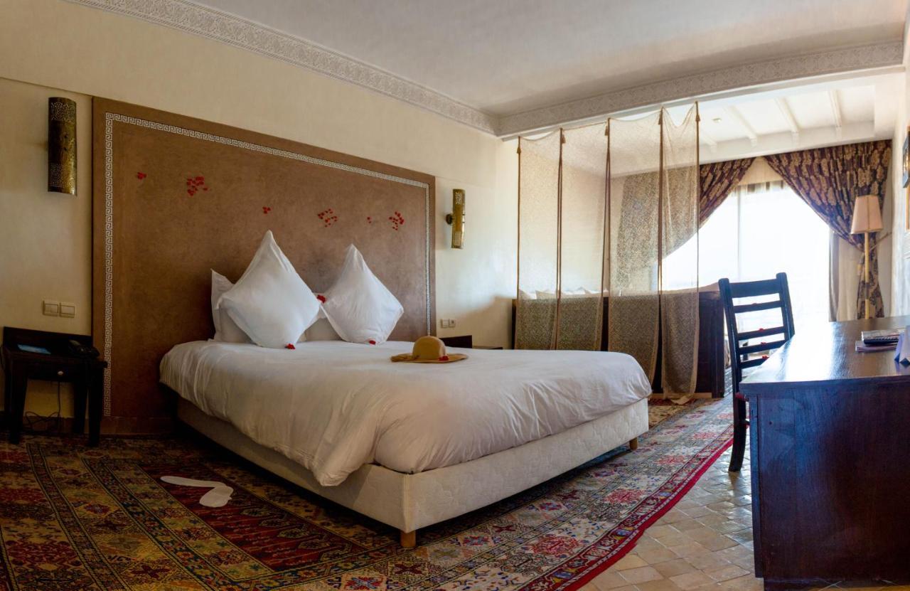Club Paradisio Hotel 4*