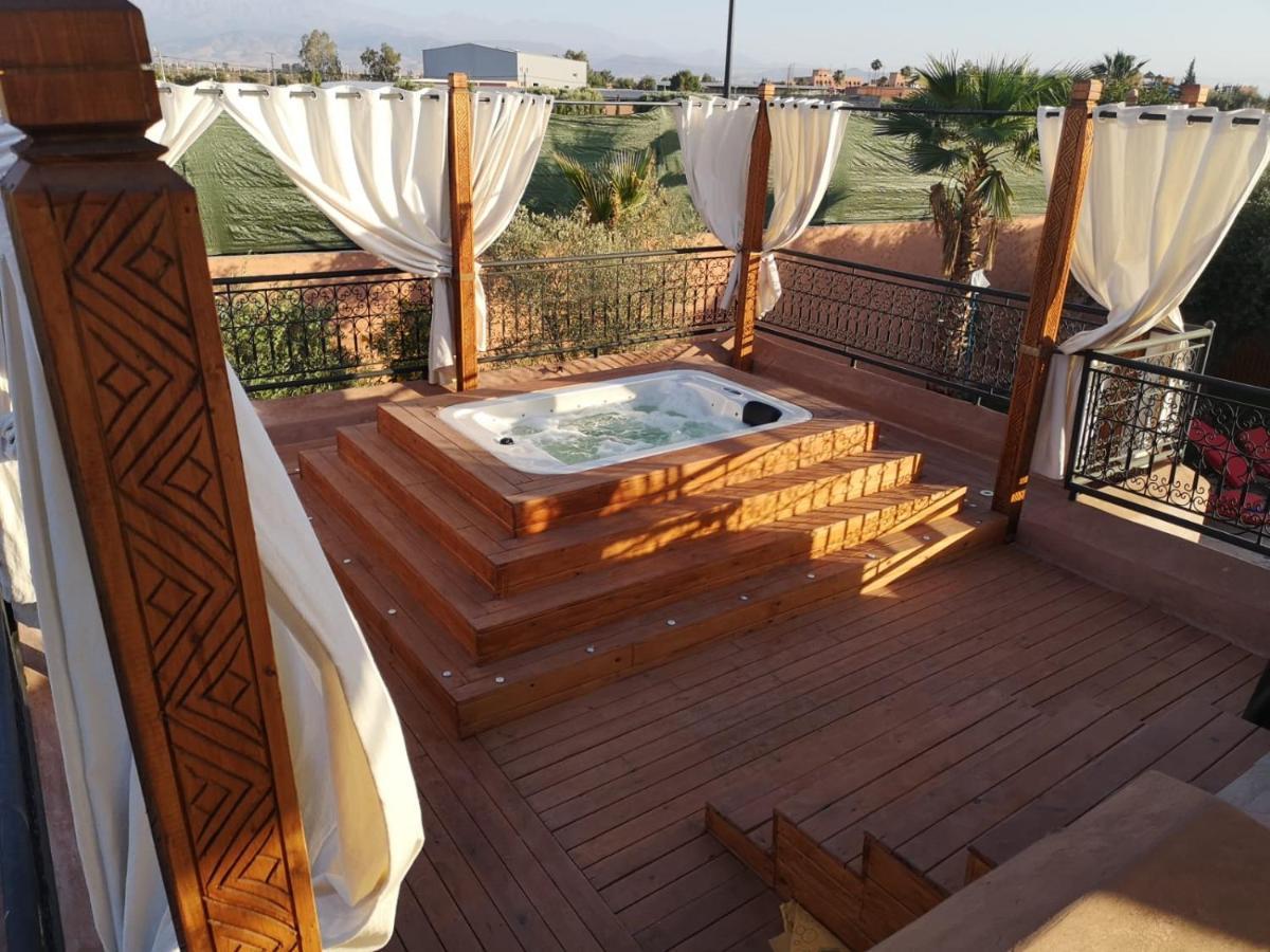 Scil De Luxe, Piscine Chauffee, 3 Suites, Hamam, Jacuzzi Exterieur, Salle De Sport, Vue Sur L'atlas, Parkings Prive, Pas De Vis A Vis ! * Marrakesh