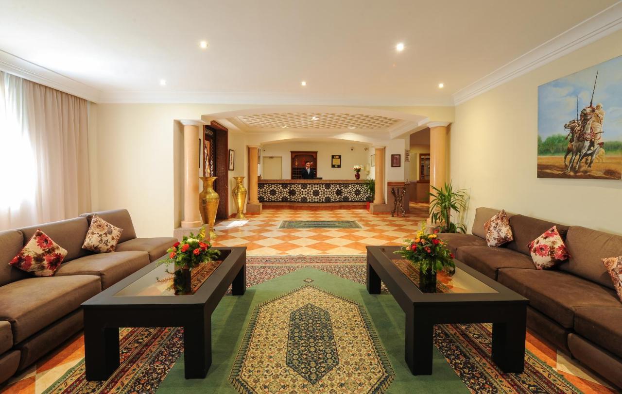 Appart-hotel Amina 3*