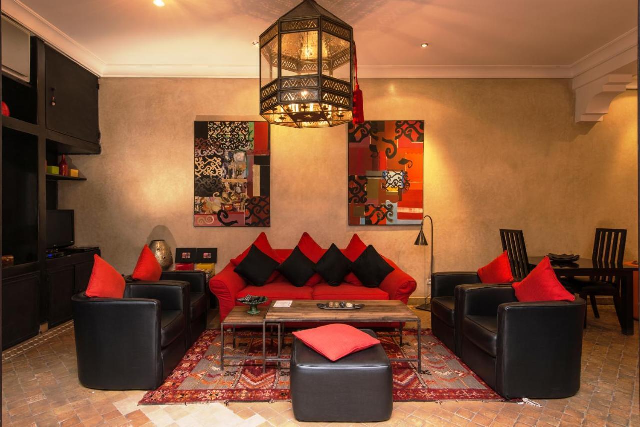 Akka Guest house
