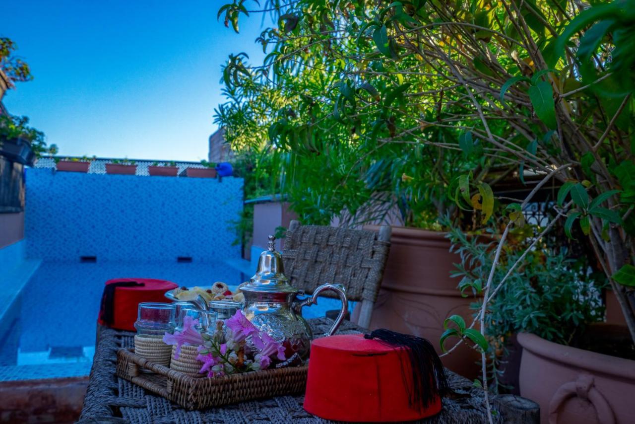 Riad Ayadina &