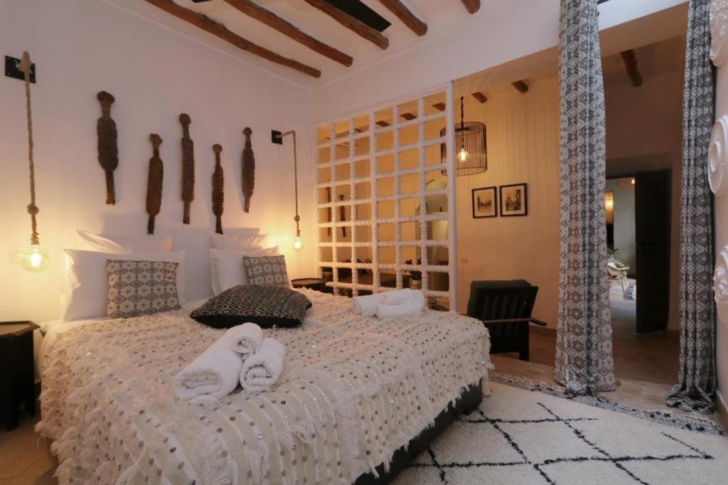 Riad Riad103 Piscine Rooftop, Jacuzzi&hammam *