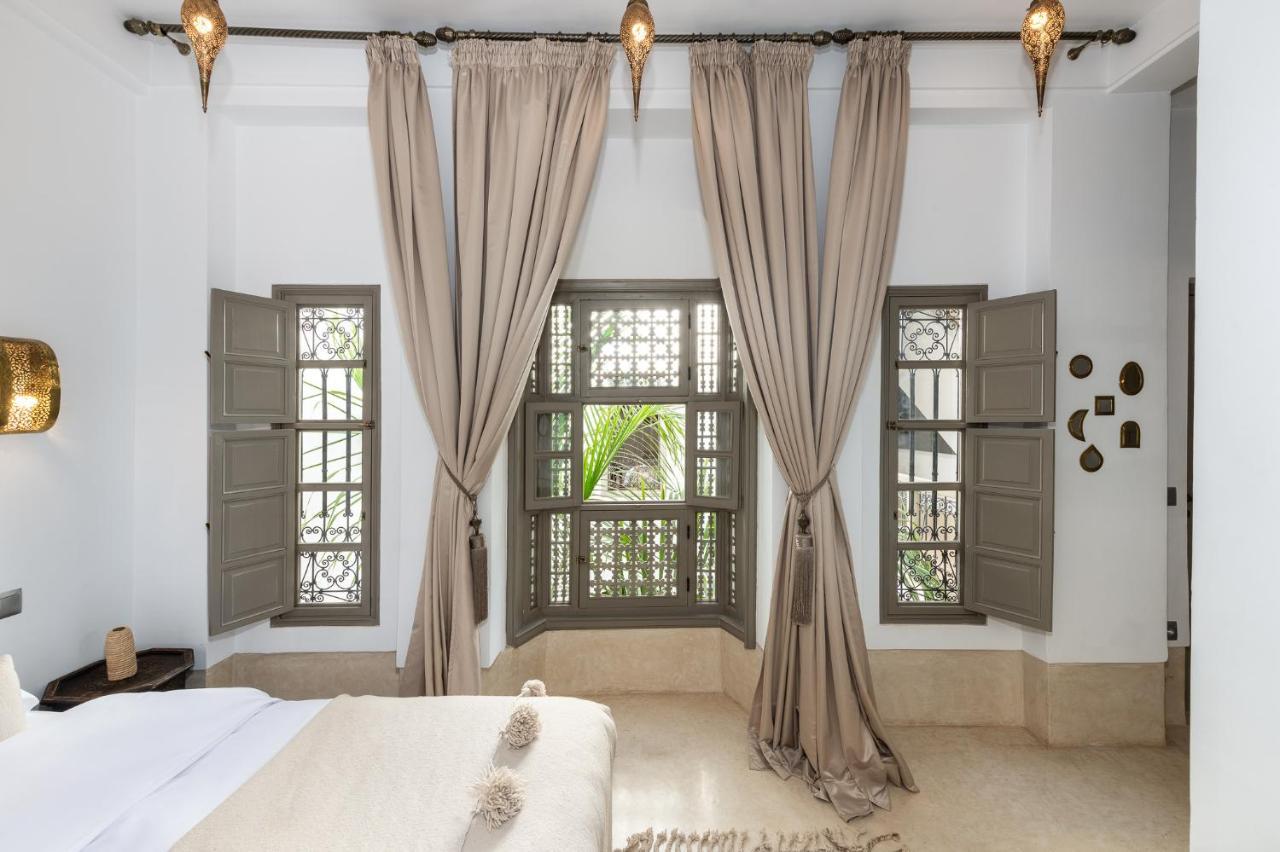 Louhou Guest house 5*