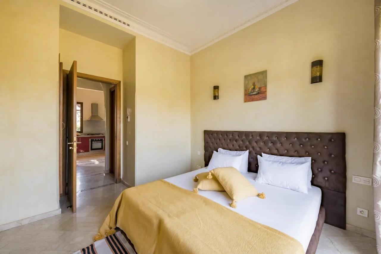 Selma Avec Piscine Chauffee Villa Marrakesh