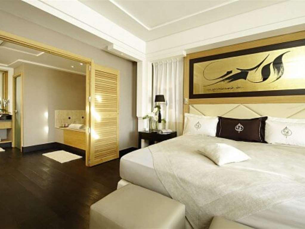 Hotel & Barriere Le Naoura 5*