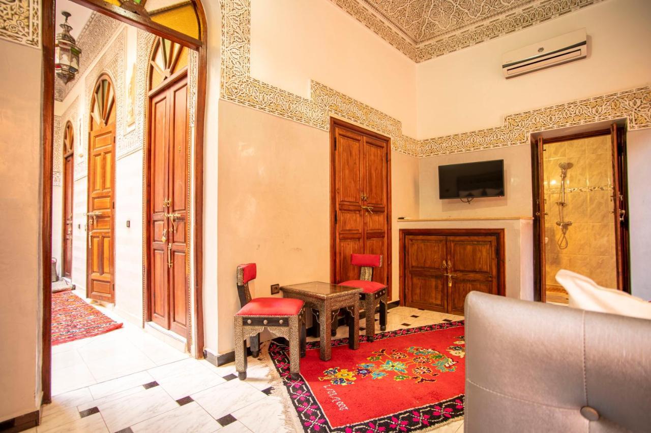 Aymane Riad 4*