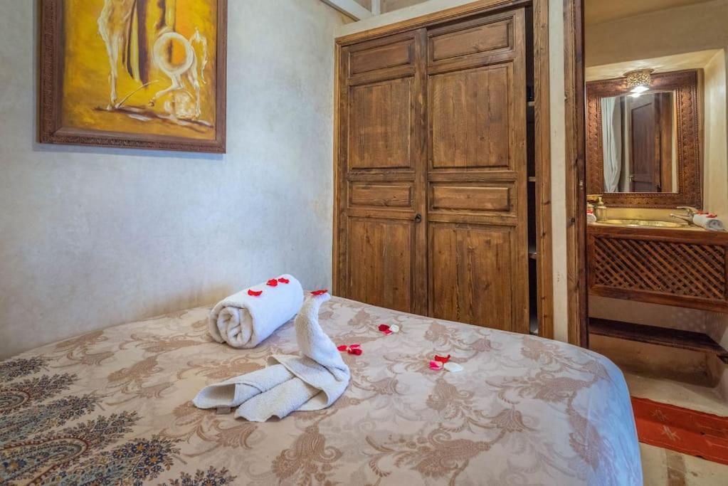 Jaune Safran En Exclusivite * Marrakesh