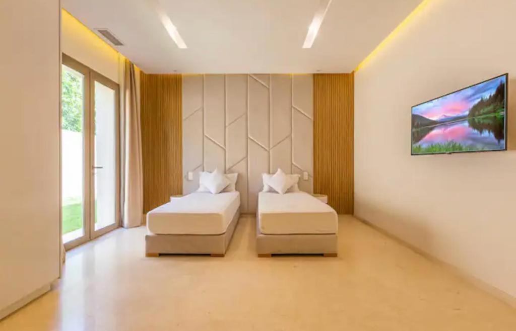 Paradise Villa