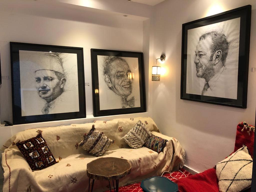 Bck Art Riad