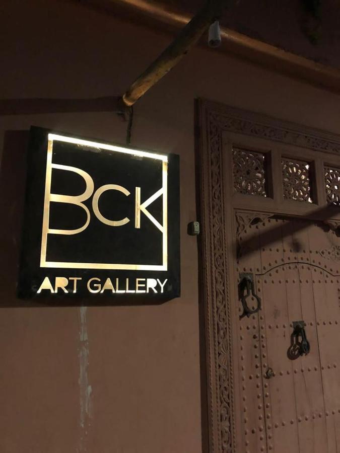 Bck Art Riad