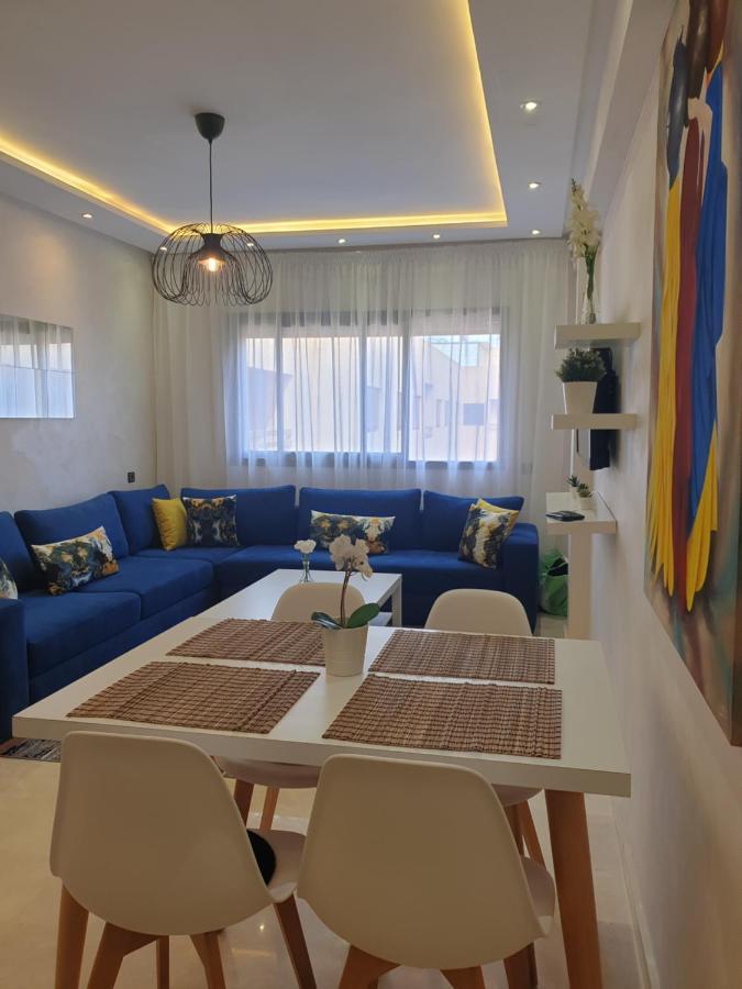 Apparemment Yasmina Appartement