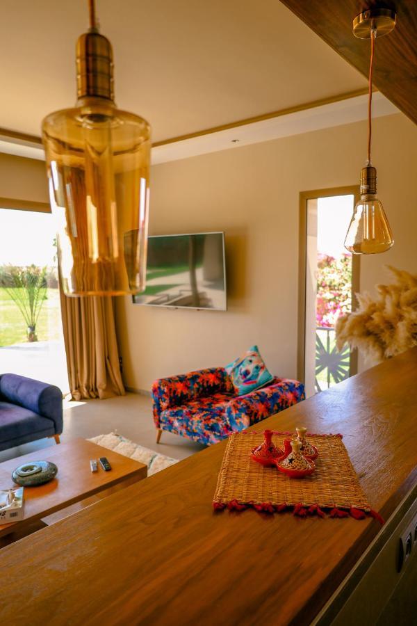 Des Soeurs Bradaa Villa Marrakesh