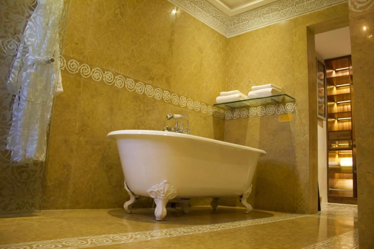 Riad Maria Towers *