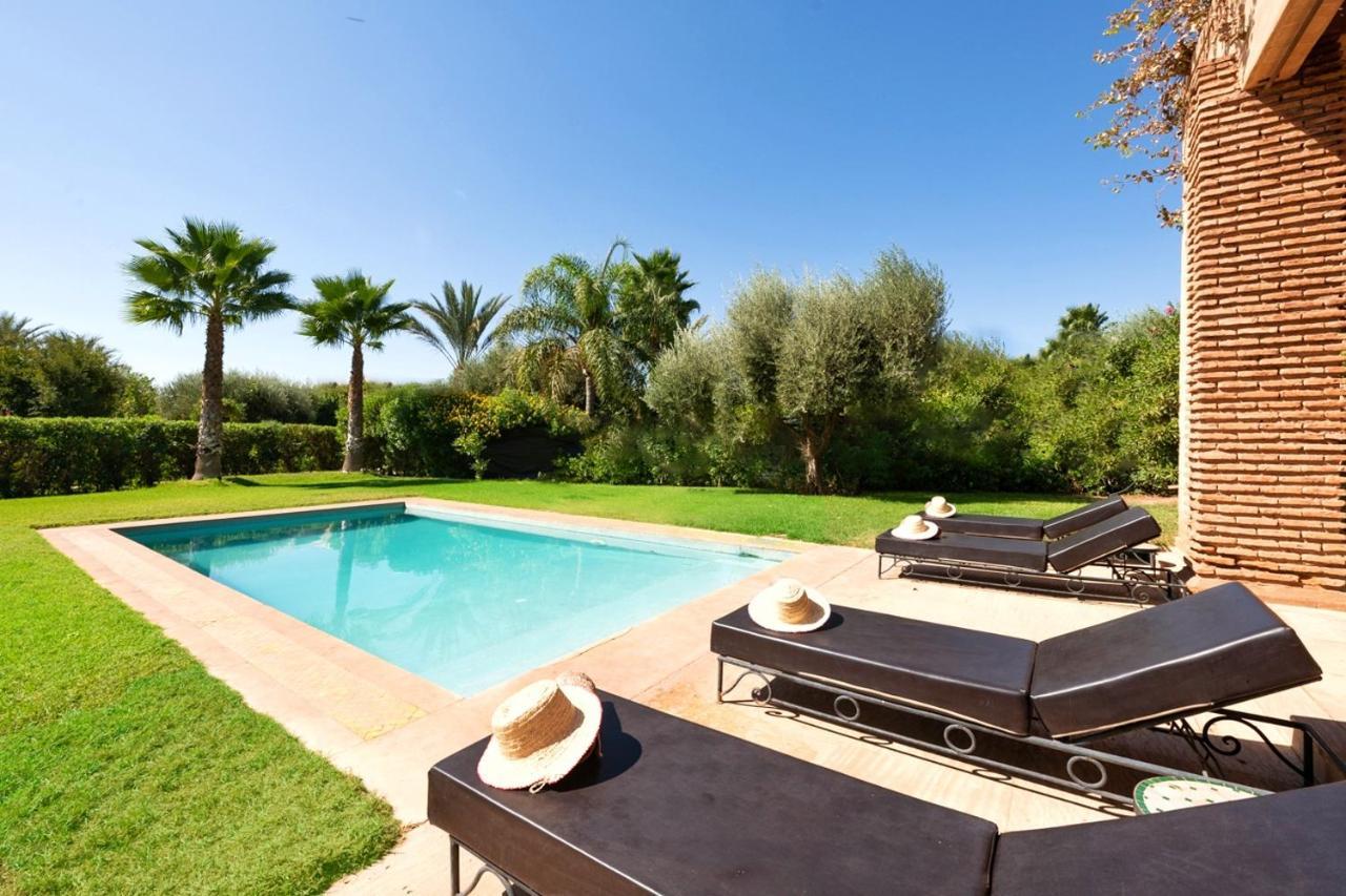 Selma Avec Piscine Chauffee Marrakesh