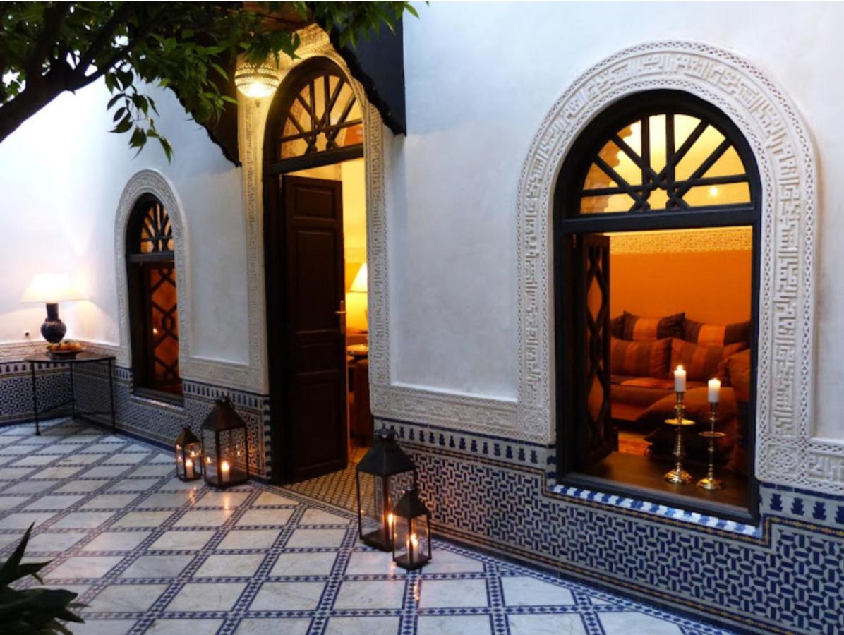 Zouhour Pensión 3*