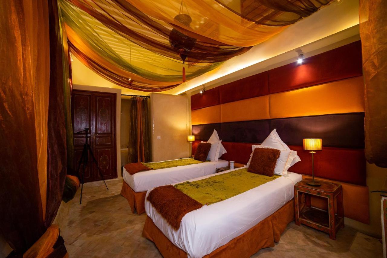Maison Mk Adults Only - Music Riad