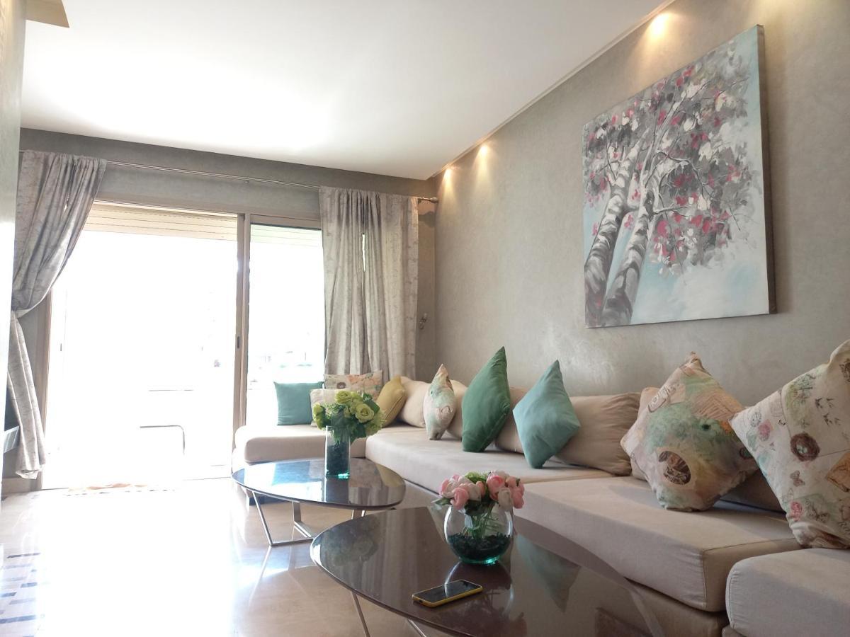 Prestigia De Luxe *