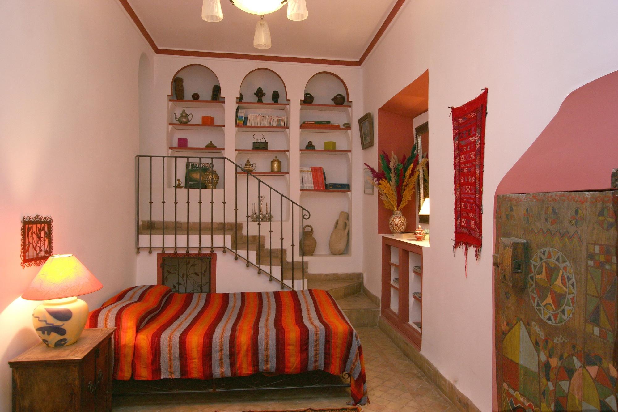 Riad Riad Karmela
