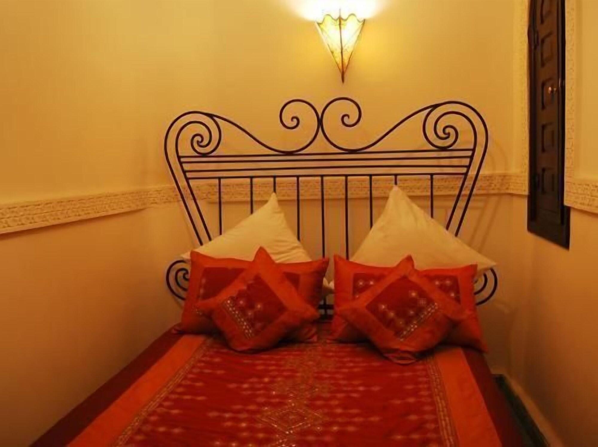La Perle De Marrakech Riad 4*