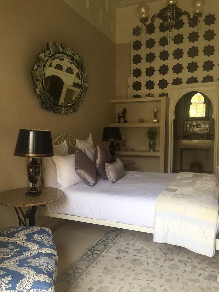 Riad Emberiza Sahari 4* Marrakesh