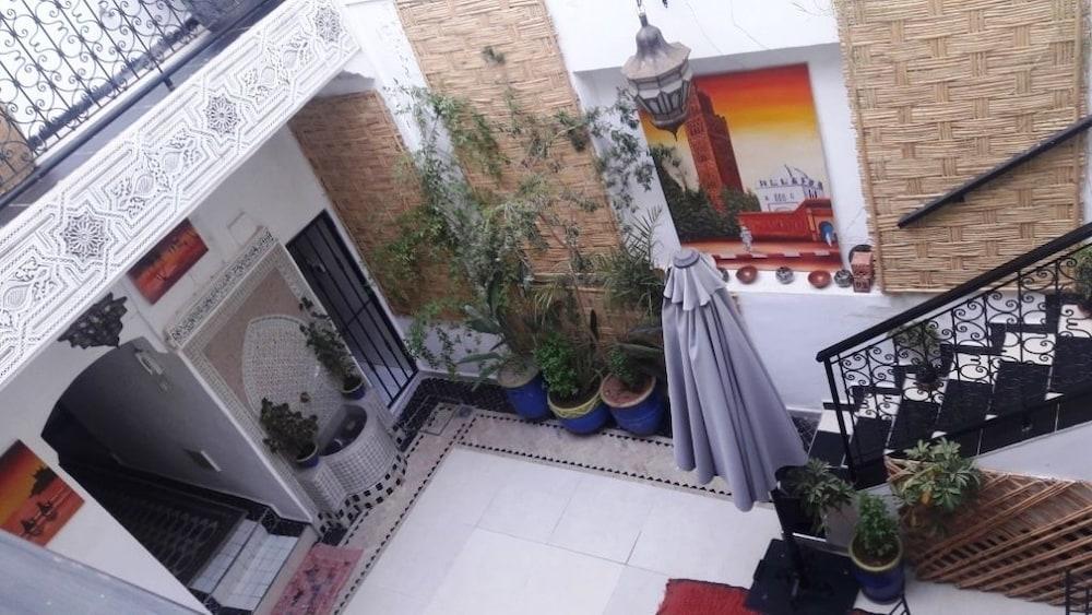 Bed & Breakfast Dar Boutouil