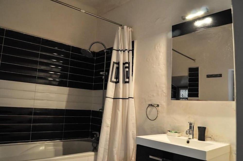 Dar Boutouil Bed & Breakfast 3*