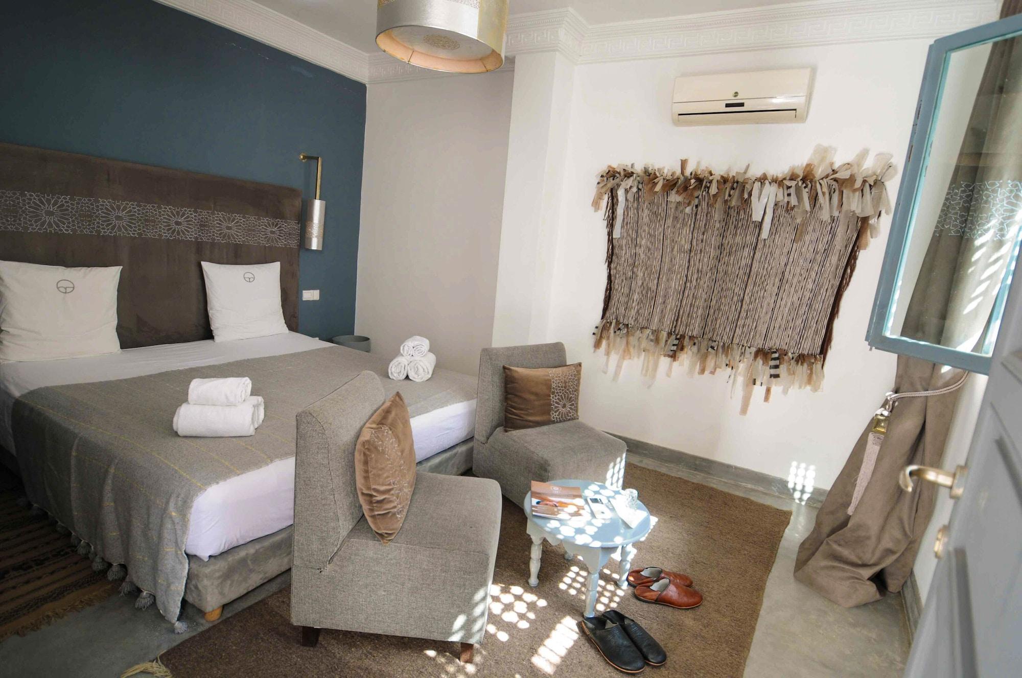 Origines Hotel