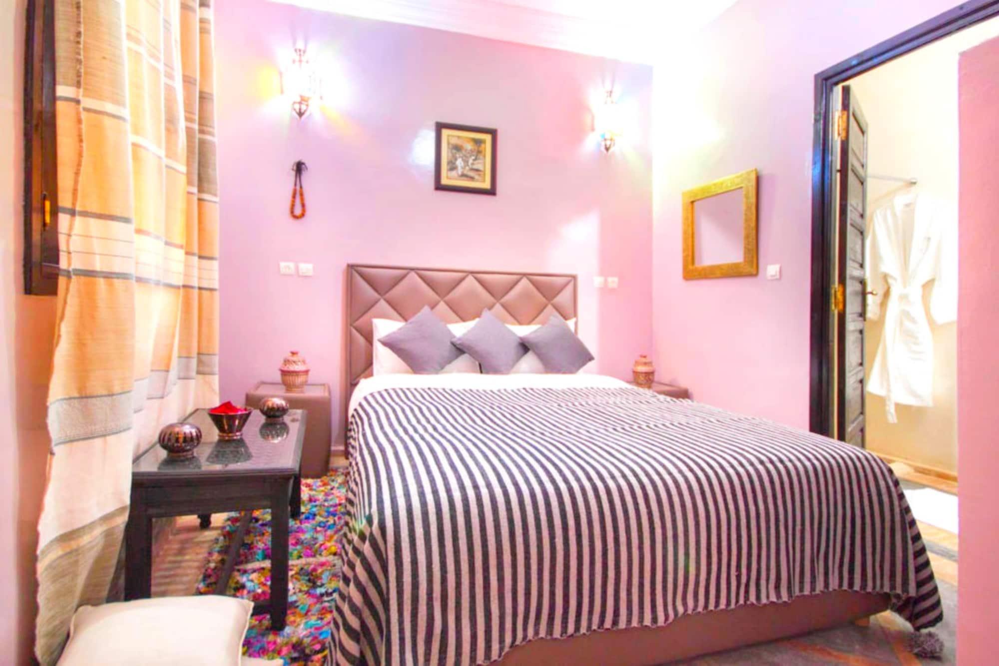 Riad Dar Benbrahim 2*