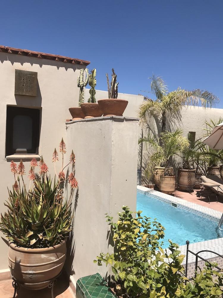 Riad Le Clos Des Arts 4*
