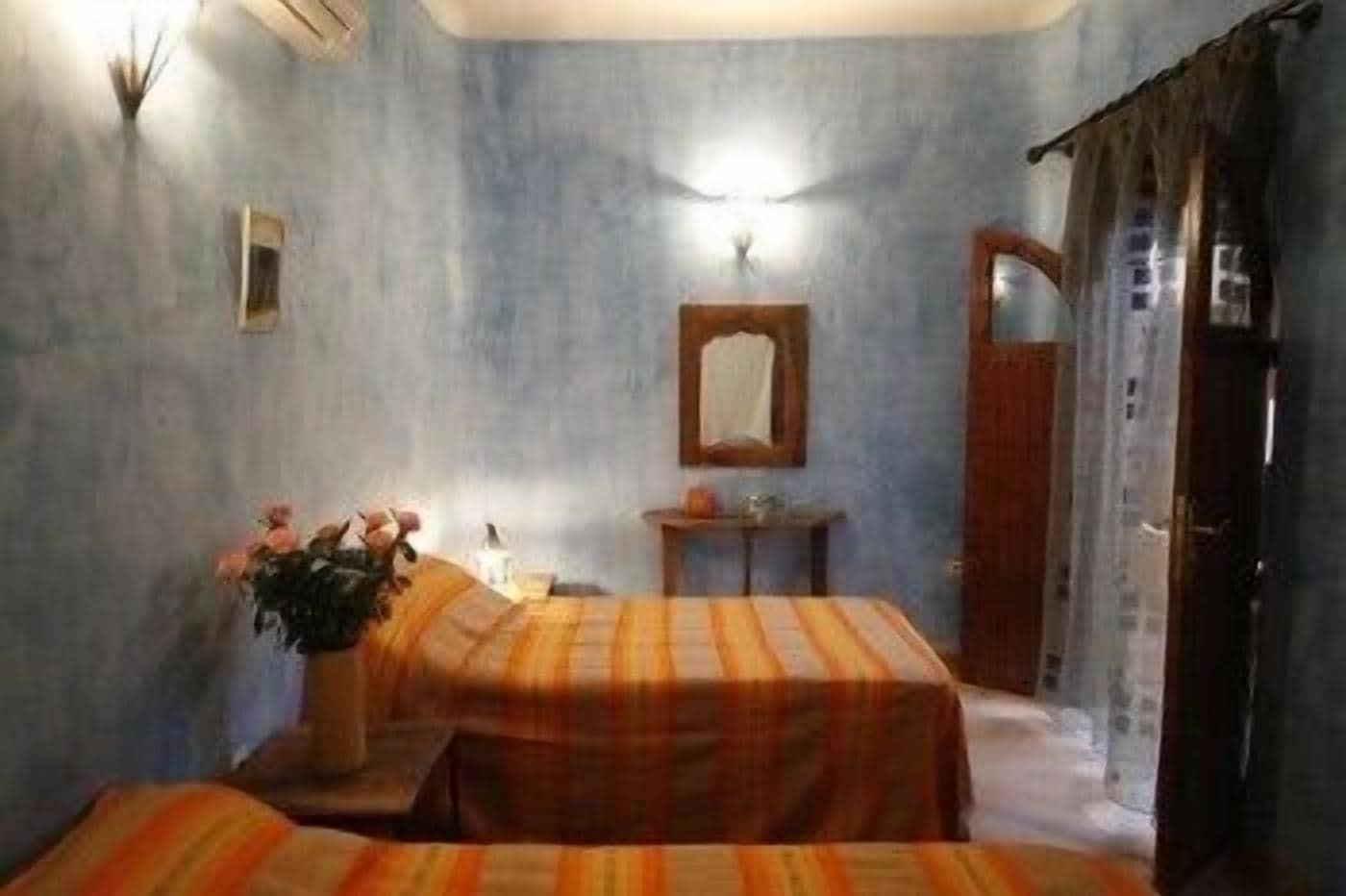 Azenzer Riad